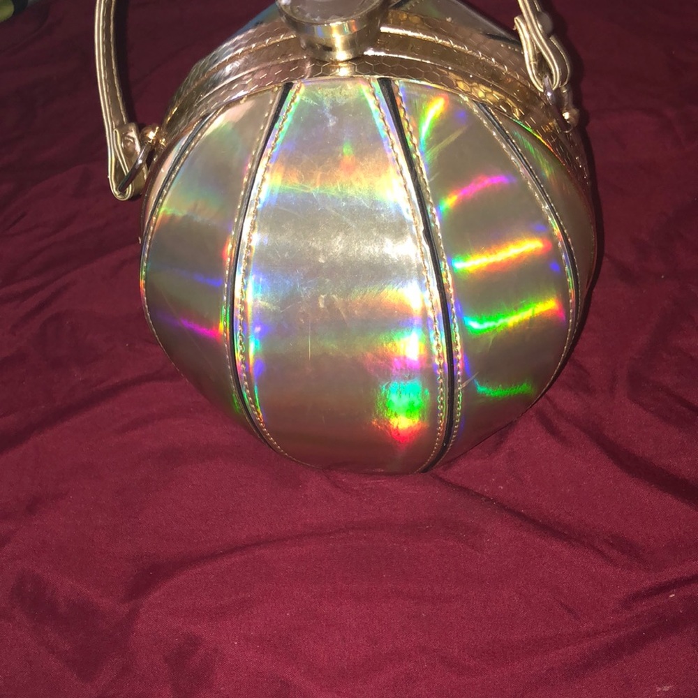 A purse